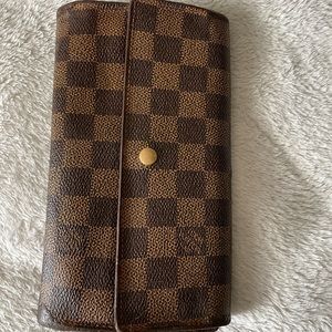 Authentic Louis Vuitton Wallet
